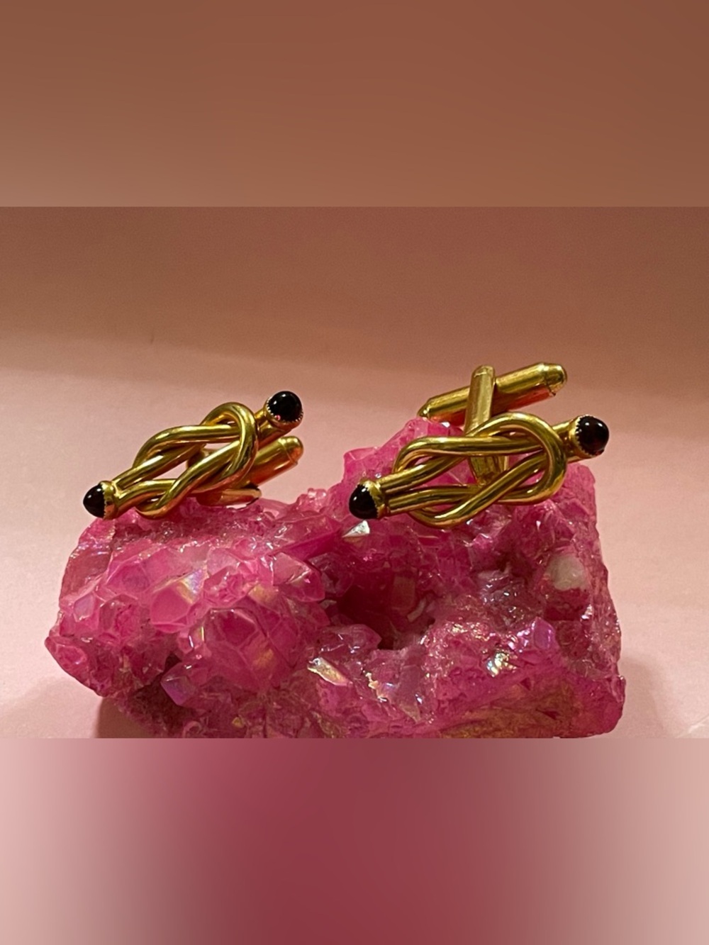 Vintage Lovers Knot Red Cabachon Men’s Cuff Links #9602